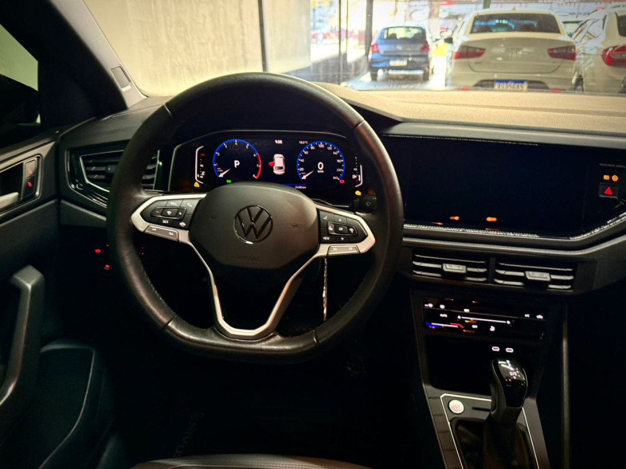VOLKSWAGEN Nivus 1.0 4P FLEX 200 TSI COMFORTLINE AUTOMÁTICO