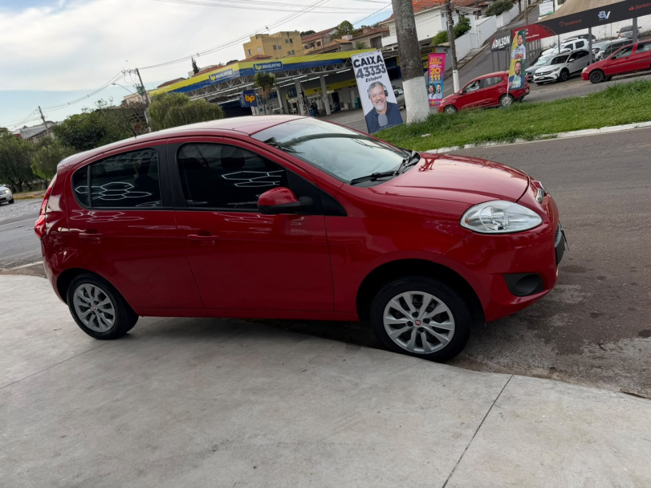 FIAT Palio 1.4 4P FLEX ATTRACTIVE