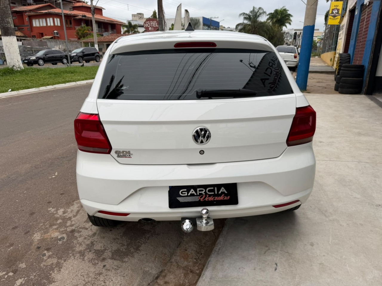 VOLKSWAGEN Gol 1.0