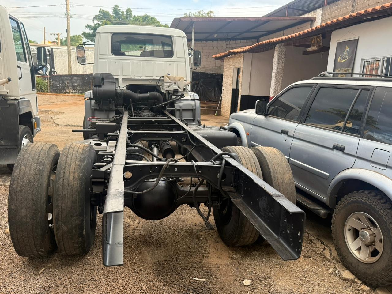 VOLKSWAGEN 13-150 Modelo sem Versão