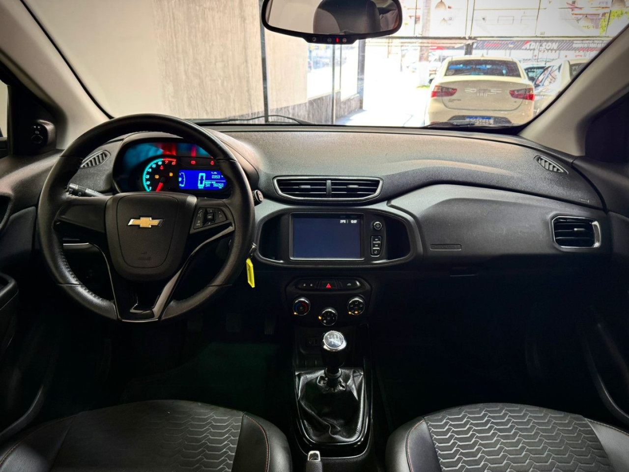 CHEVROLET Onix Hatch 1.4 4P FLEX LTZ