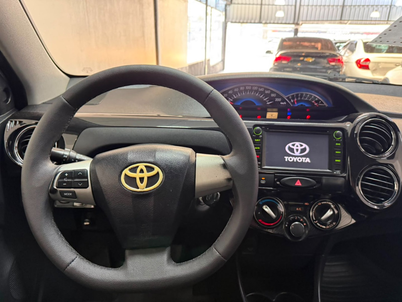 TOYOTA Etios Hatch 1.5 16V 4P FLEX XLS