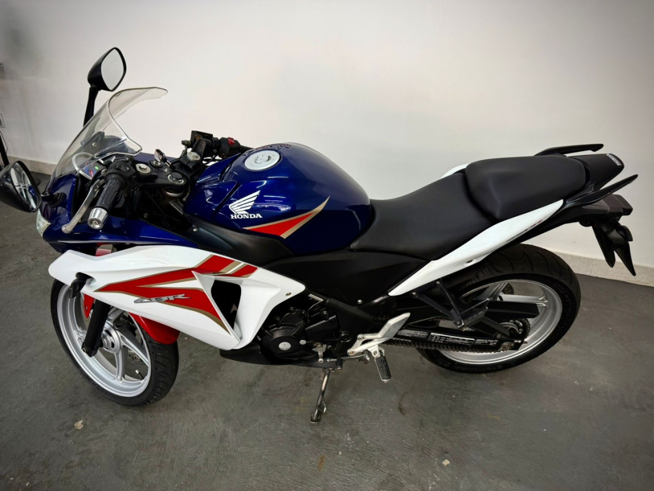 HONDA CBR 250 R