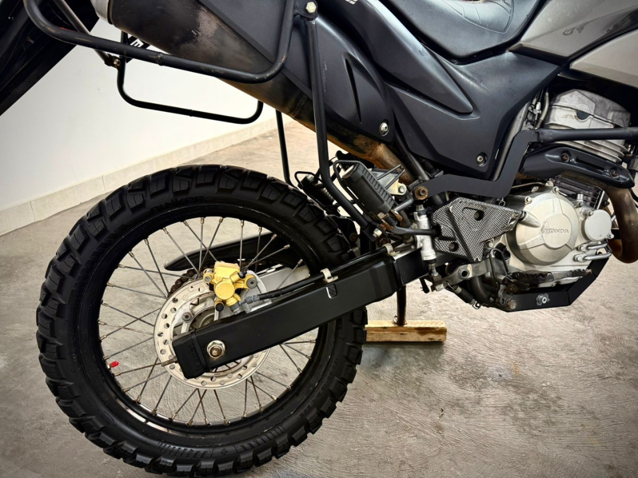 HONDA XRE 300 ABS