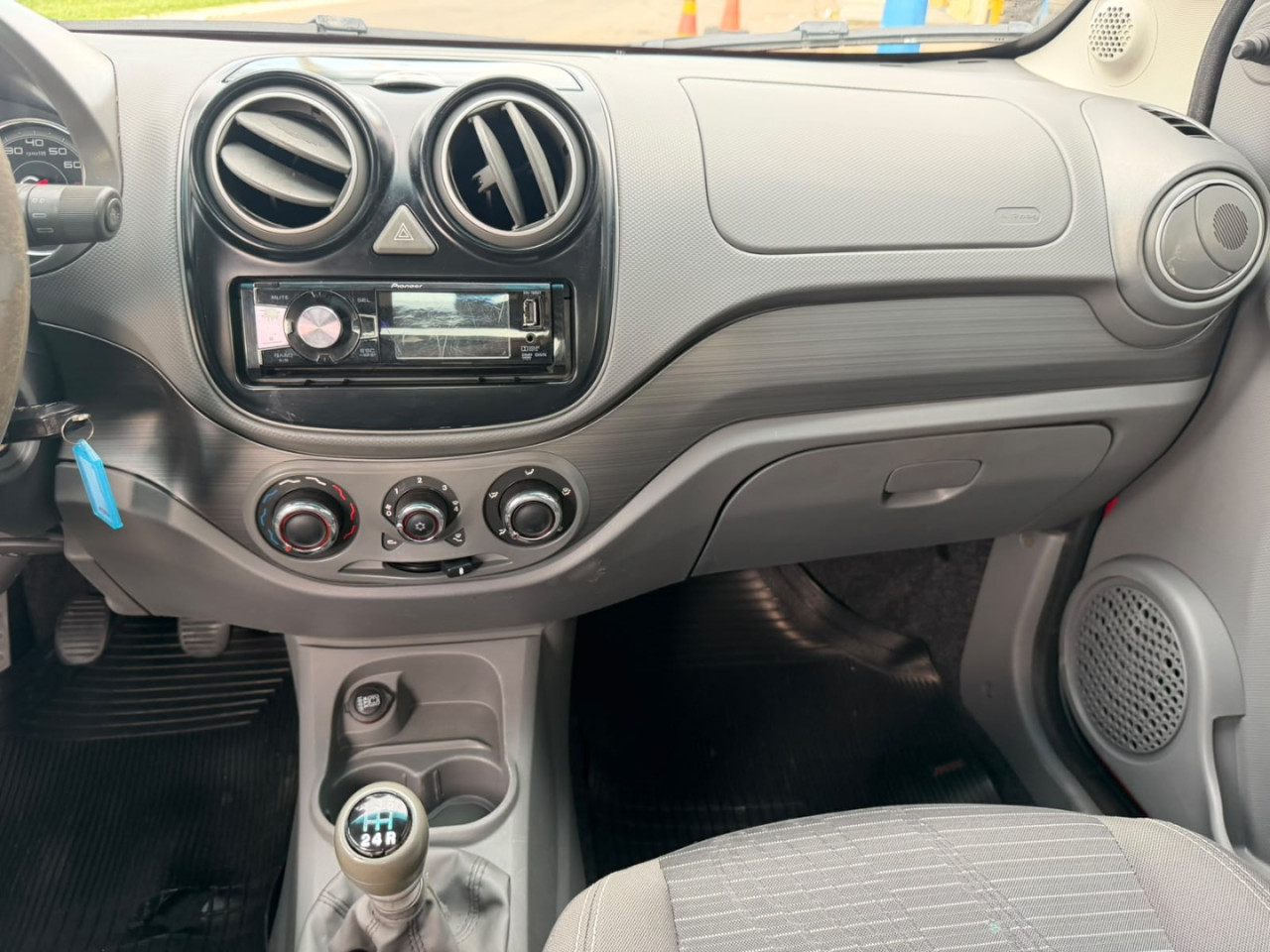 FIAT Palio 1.4 4P FLEX ATTRACTIVE