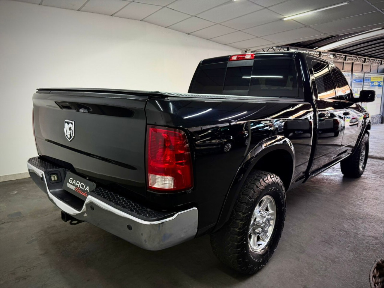 RAM 2500 6.7 I6 24V SLT CABINE DUPLA TURBO DIESEL LARAMIE 4X4 AUTOMÁTICO