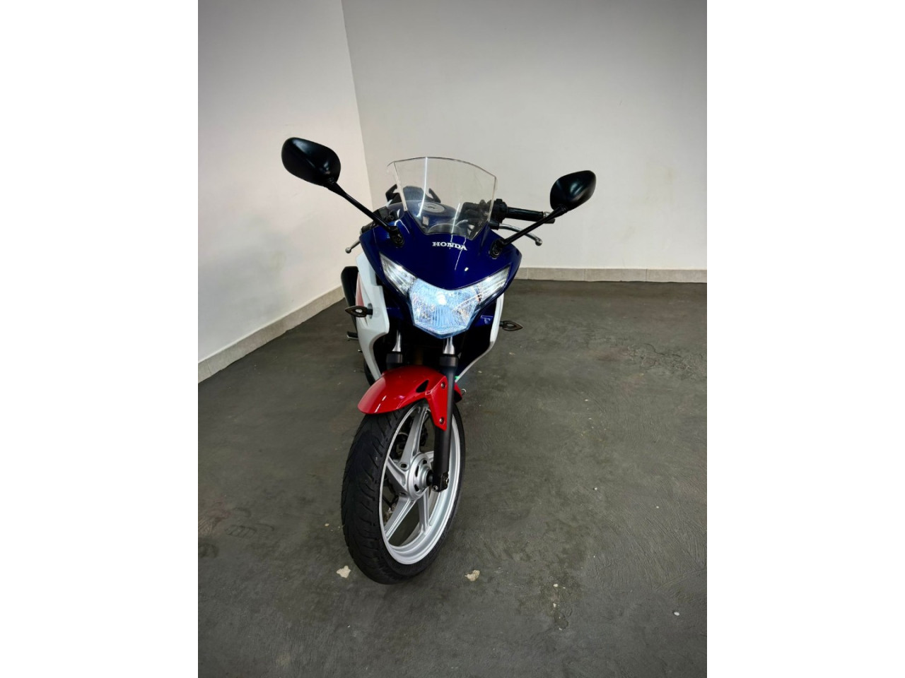 HONDA CBR 250 R