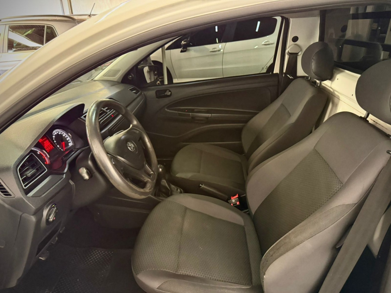 VOLKSWAGEN Saveiro 1.6 G7 CABINE SIMPLES ROBUST FLEX