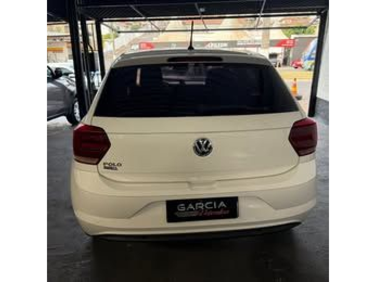 VOLKSWAGEN Polo Hatch 1.0 4P MPI FLEX