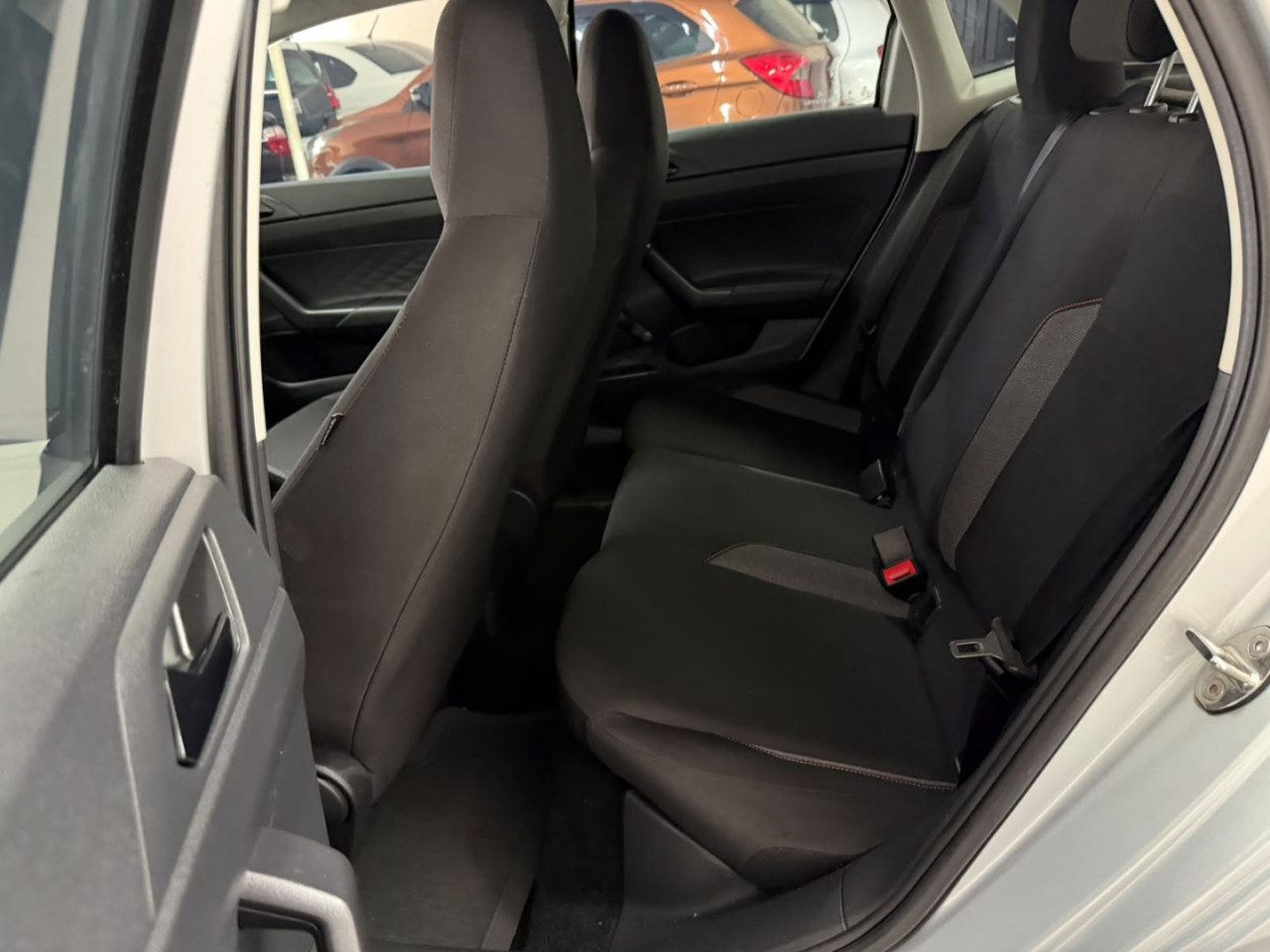 VOLKSWAGEN Polo Hatch 1.0 4P MPI FLEX