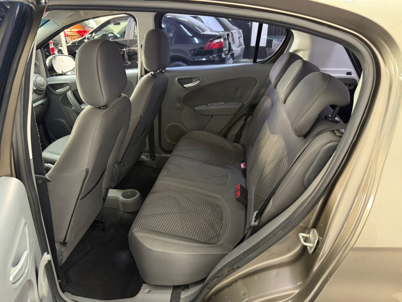 FIAT Palio 1.4 4P FLEX ATTRACTIVE