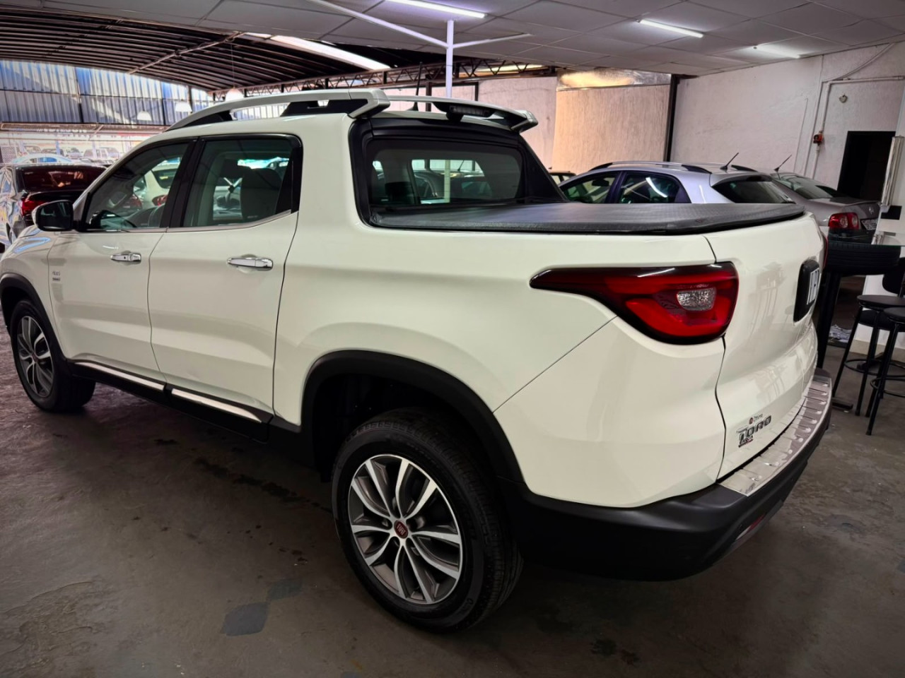 FIAT Toro 2.0 16V 4P VOLCANO 4WD TURBO DIESEL AUTOMÁTICO