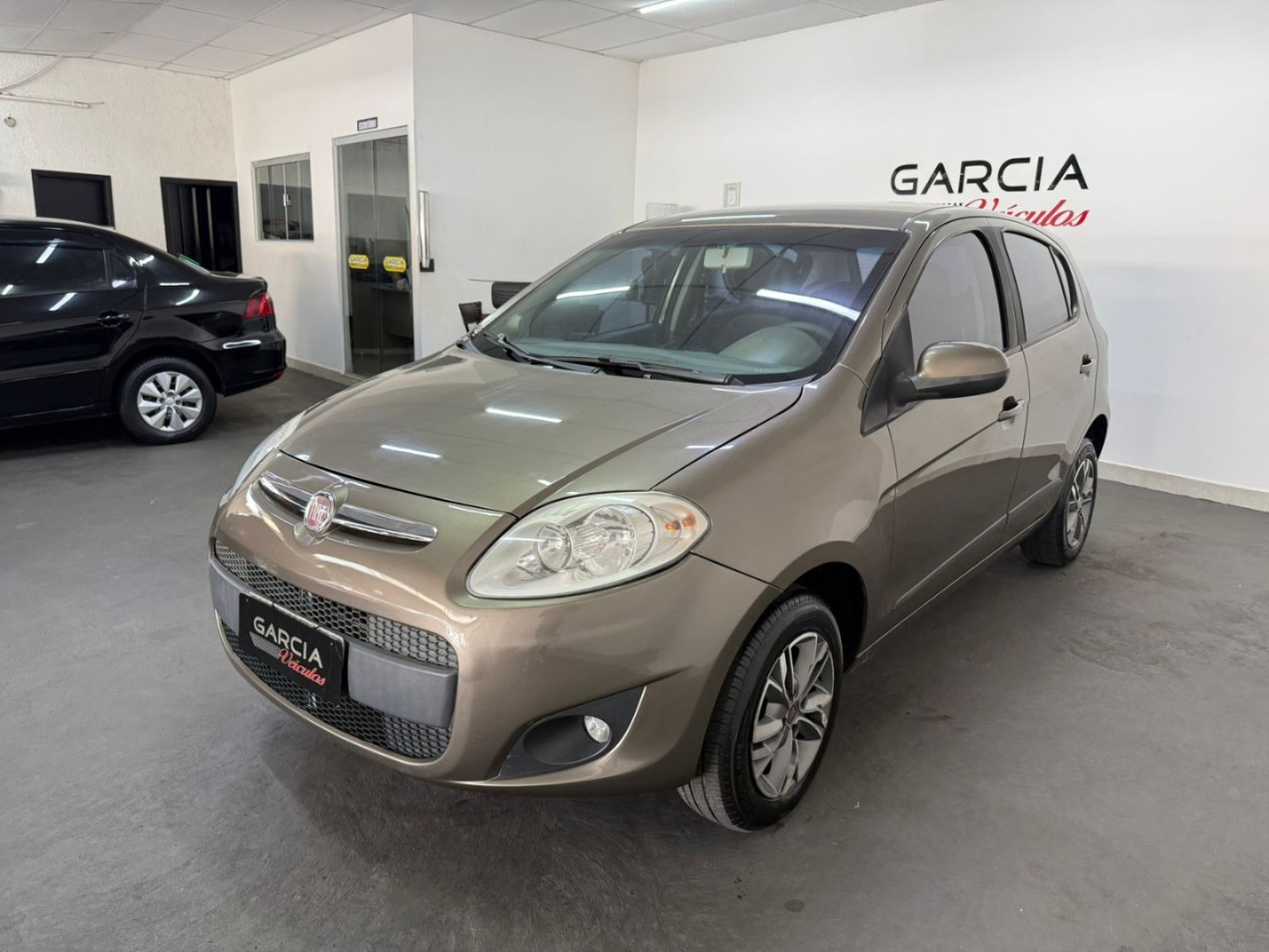 FIAT Palio 1.4 4P FLEX ATTRACTIVE
