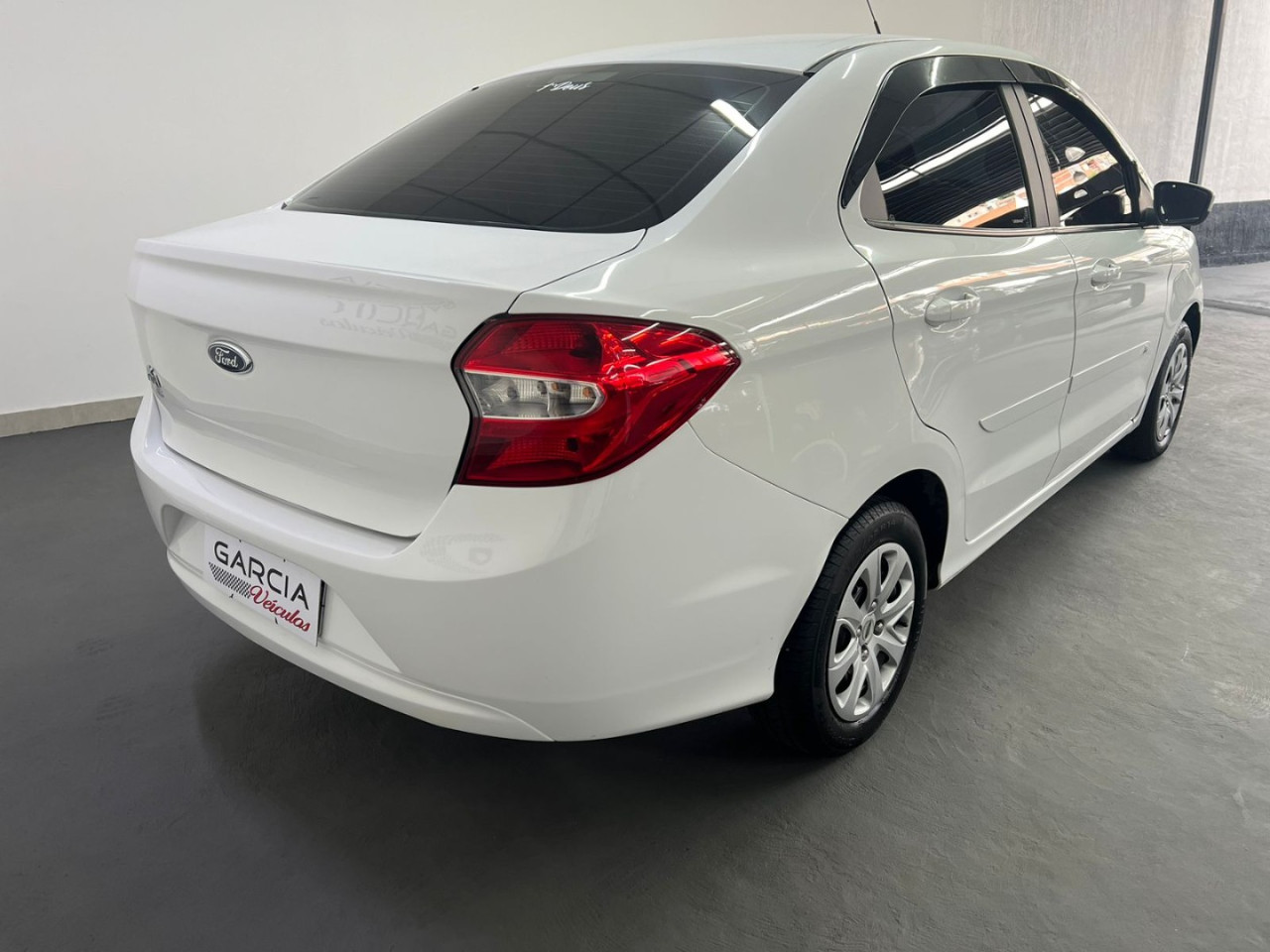 FORD Ka + Sedan 1.0 12V 4P TI-VCT SE FLEX