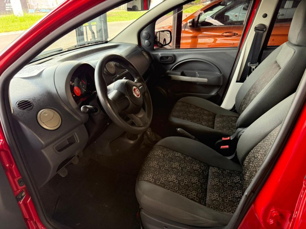 FIAT Uno 1.0 4P FLEX VIVACE