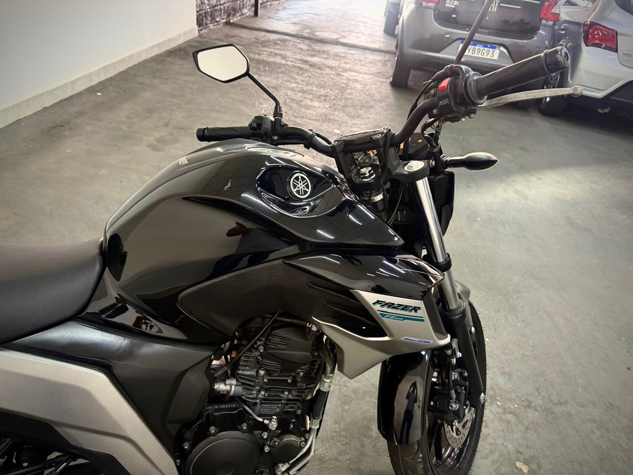 YAMAHA Fazer 250 LIMITED EDITION