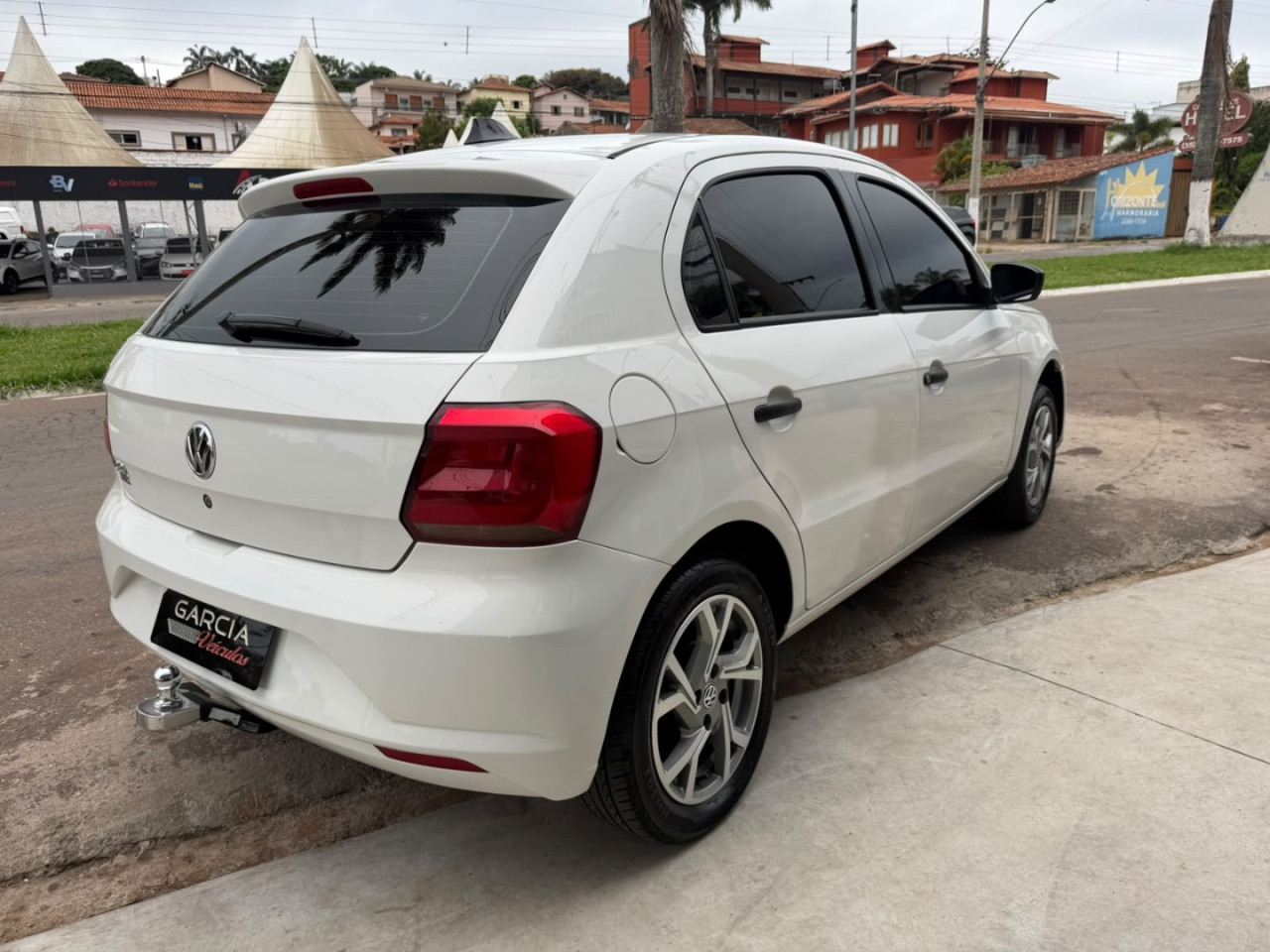VOLKSWAGEN Gol 1.0