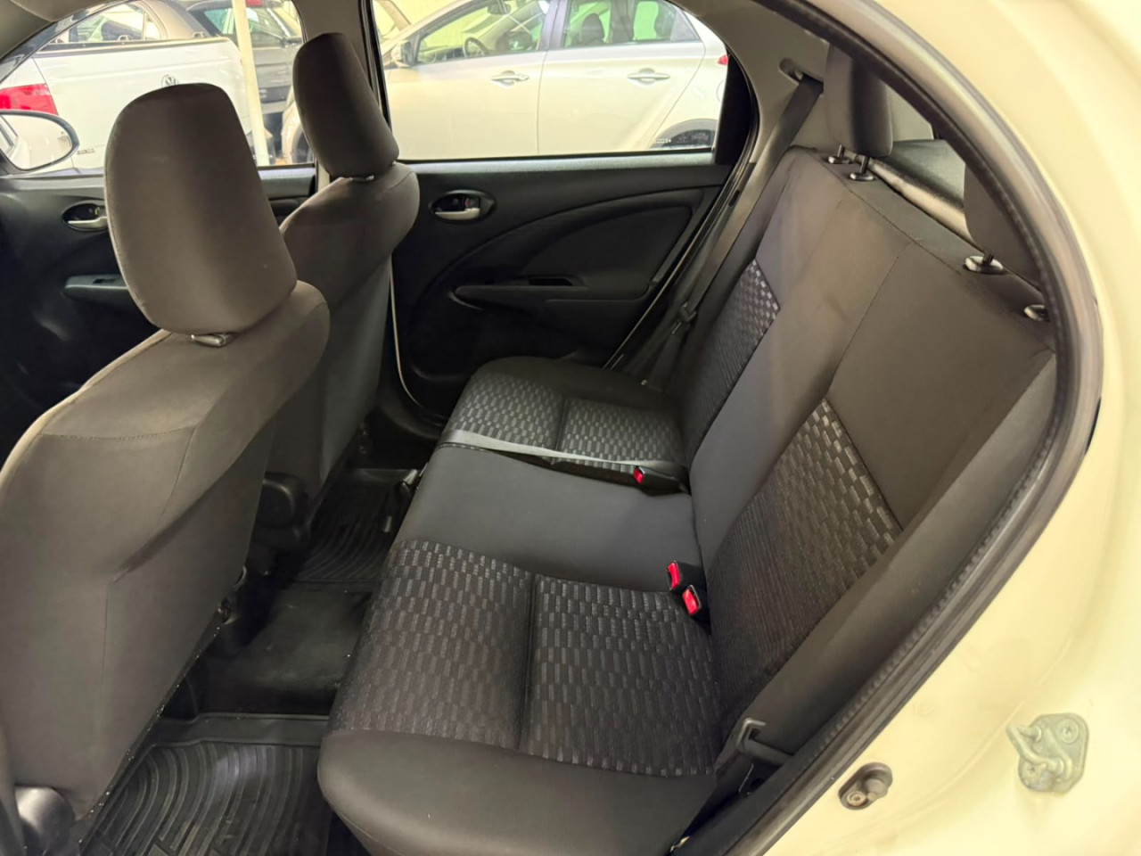 TOYOTA Etios Hatch 1.5 16V 4P FLEX XLS