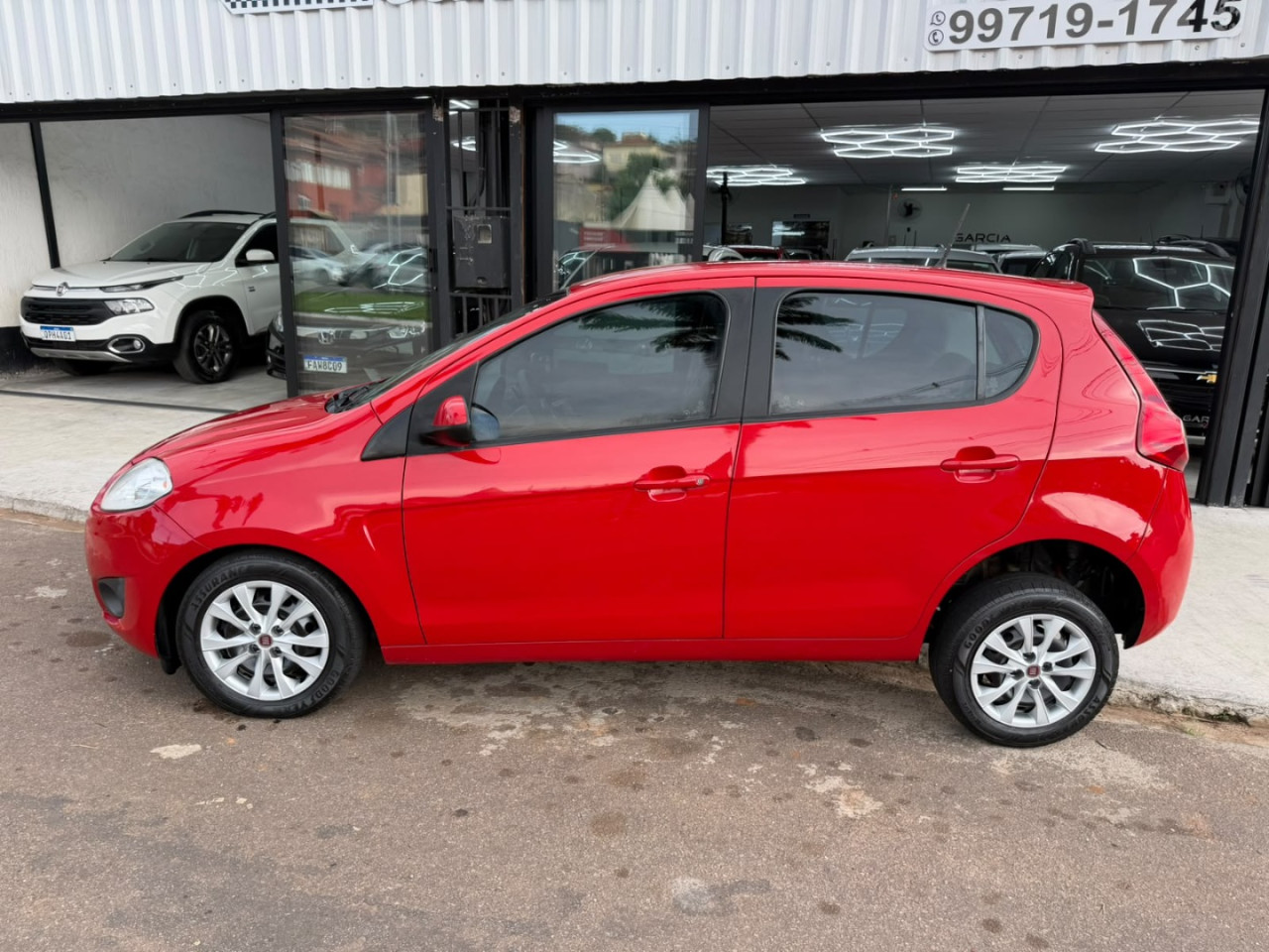 FIAT Palio 1.4 4P FLEX ATTRACTIVE