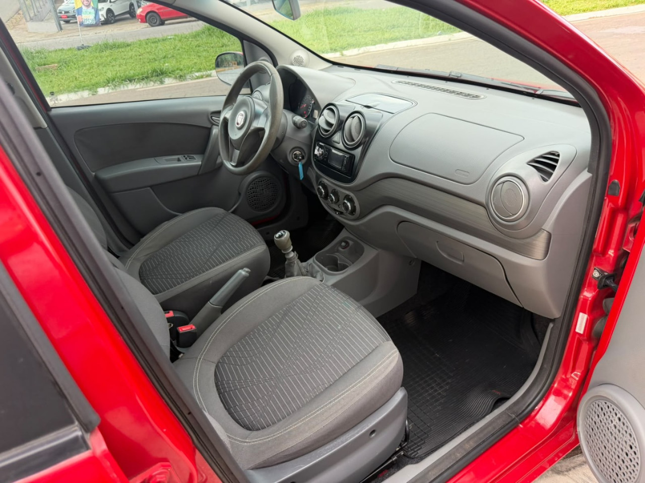 FIAT Palio 1.4 4P FLEX ATTRACTIVE