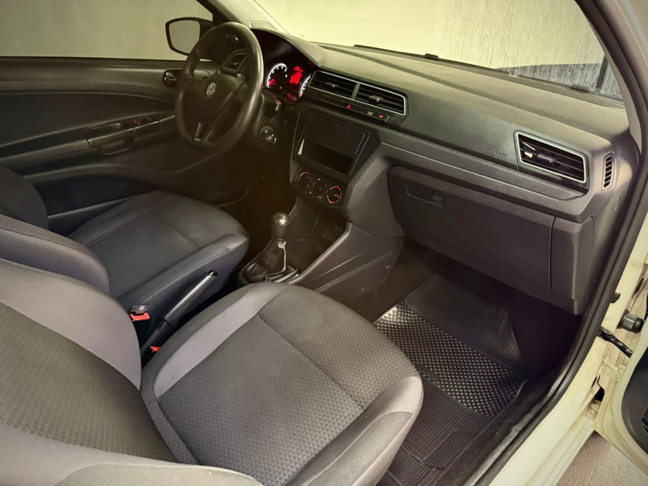 VOLKSWAGEN Saveiro 1.6 G7 CABINE SIMPLES ROBUST FLEX
